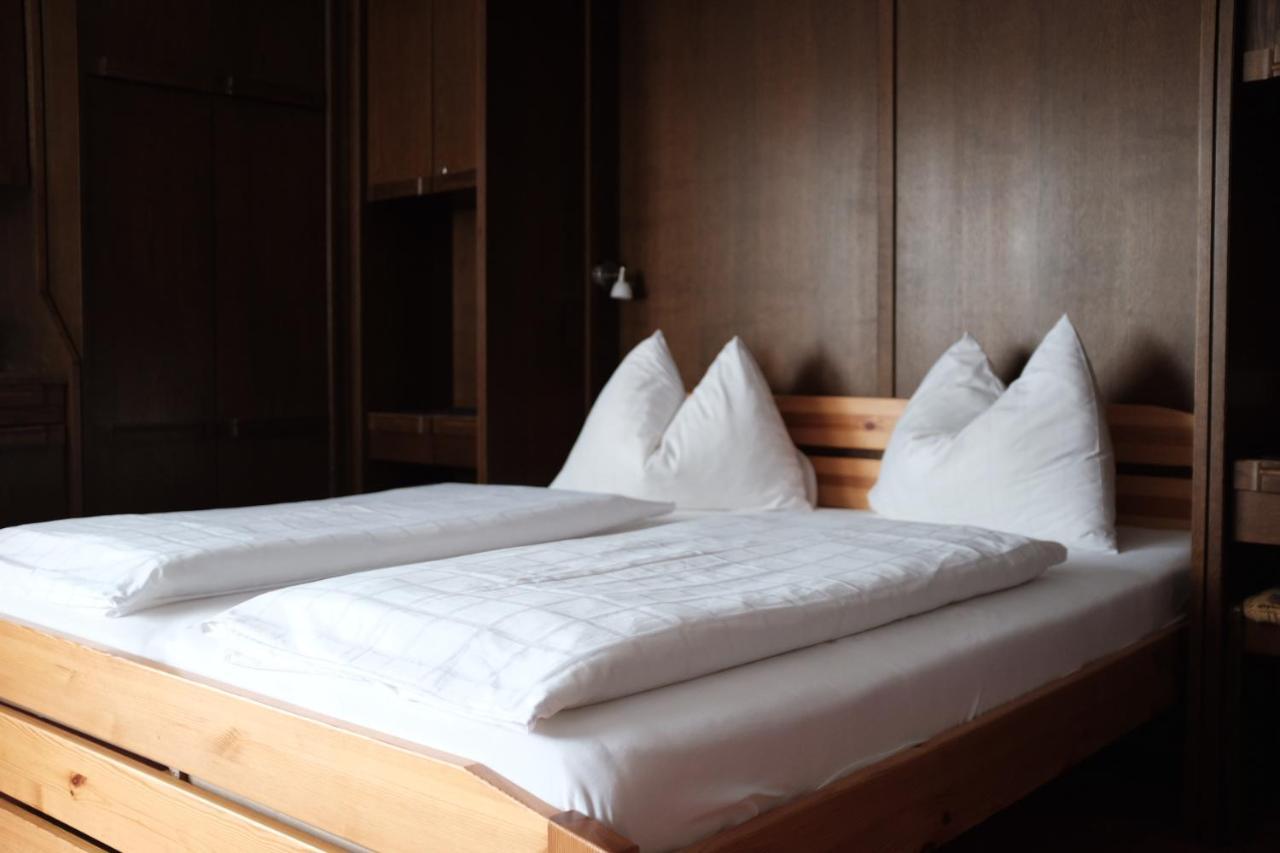 Hotel Garni Trojer Campo Tures Esterno foto