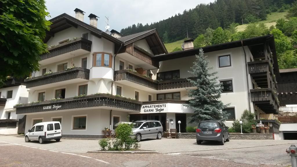 Hotel Garni Trojer Campo Tures Esterno foto